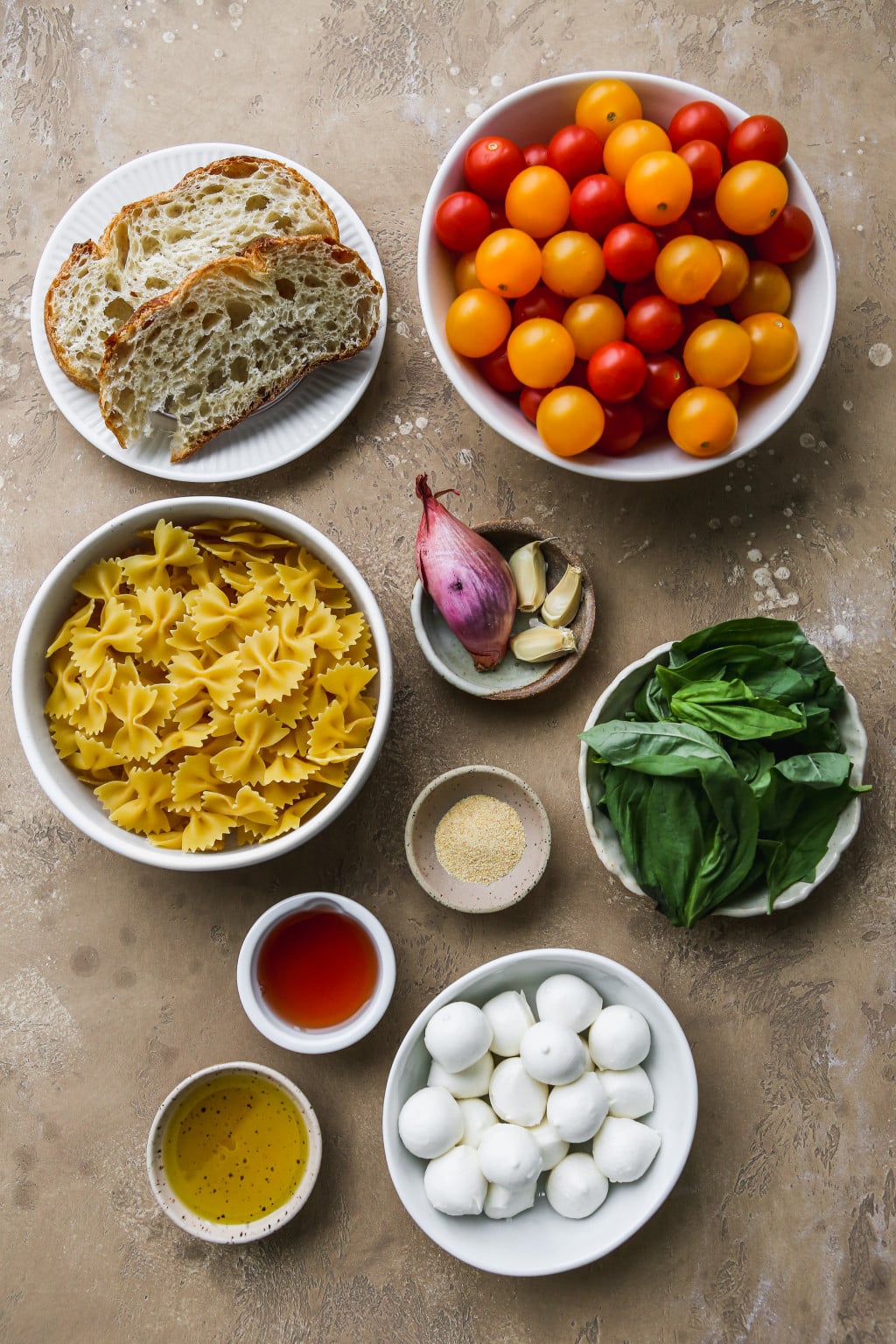 Bruschetta-Pasta-Salad-Walder-Wellness-1-1024x1536